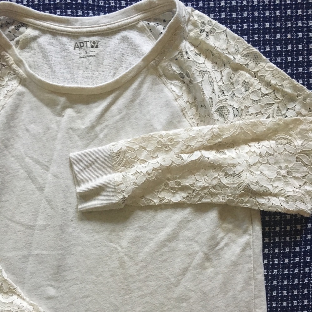 Lace sleeve Apt.9 top